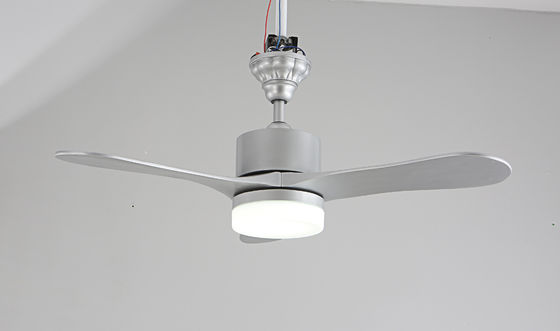 42インチのDimmable LEDの天井に付いている扇風機中断される銀製色のリモート・コントロール取付けられる